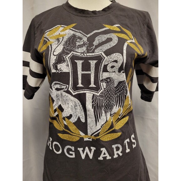 Harry Potter Hogwarts Tee Juniors Large 11/13 Glitter House Crest Gold Gray - Picture 2 of 6